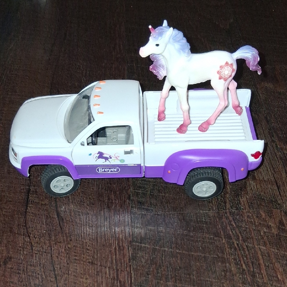 Breyer Purple and White Truck with Unicorn
